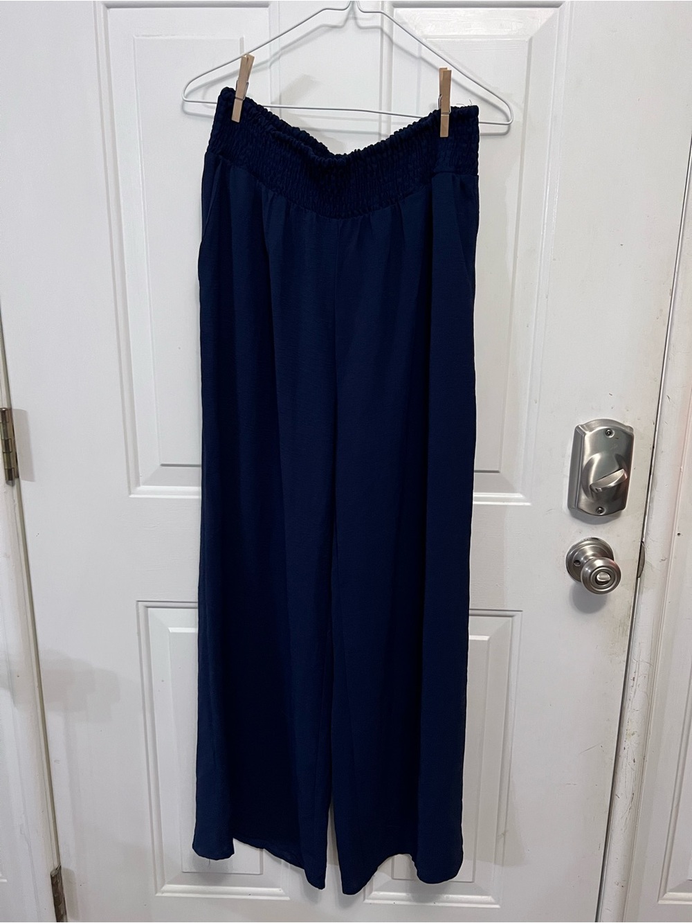 Dokotoo Women’s Large Navy Blue Smocked Waist Wide Leg Palazzo Pants Flowy